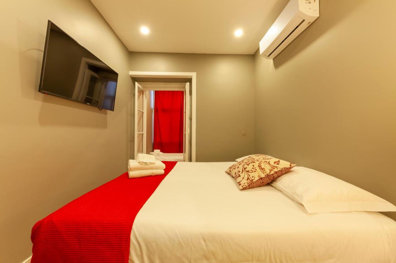 The Bridge Hostel Lisbon Luaran gambar