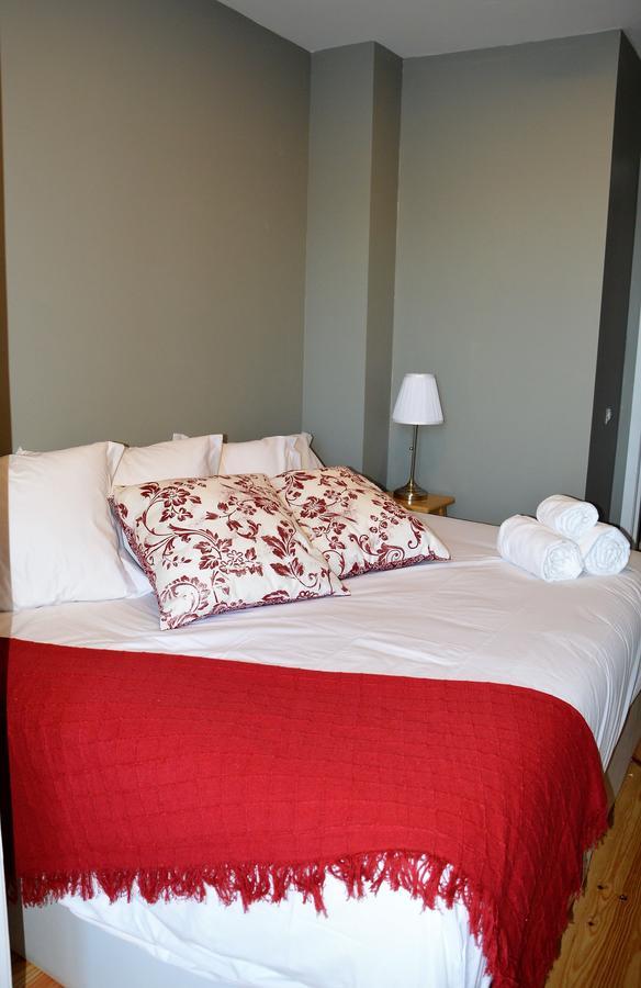 The Bridge Hostel Lisbon Luaran gambar