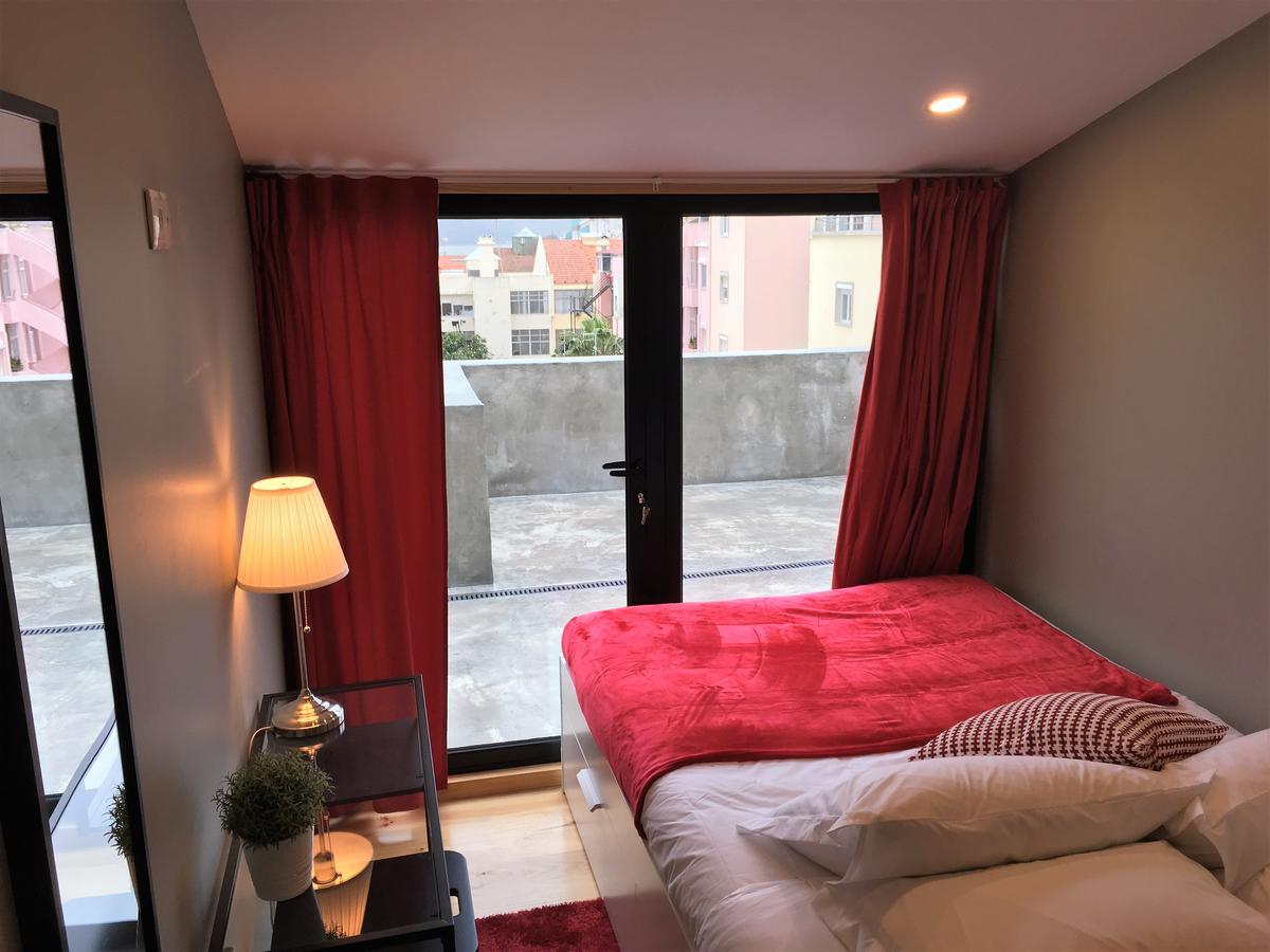 The Bridge Hostel Lisbon Luaran gambar